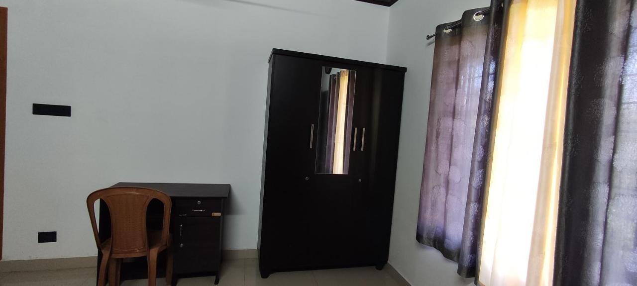 Soly'S Villa Homestay Муннар Экстерьер фото