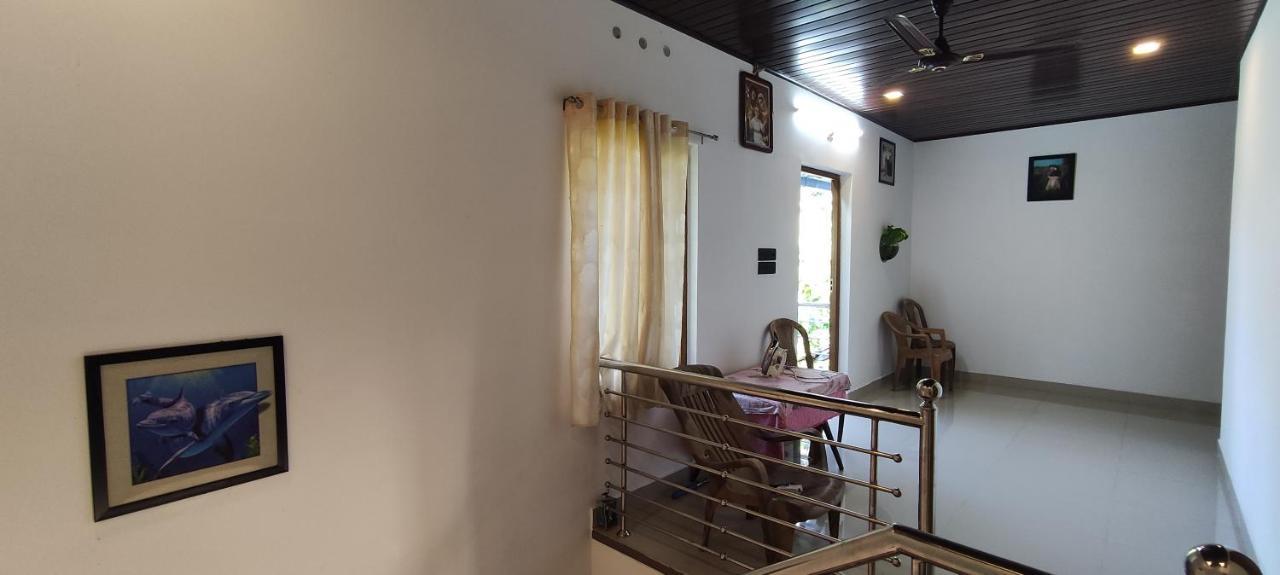 Soly'S Villa Homestay Муннар Экстерьер фото